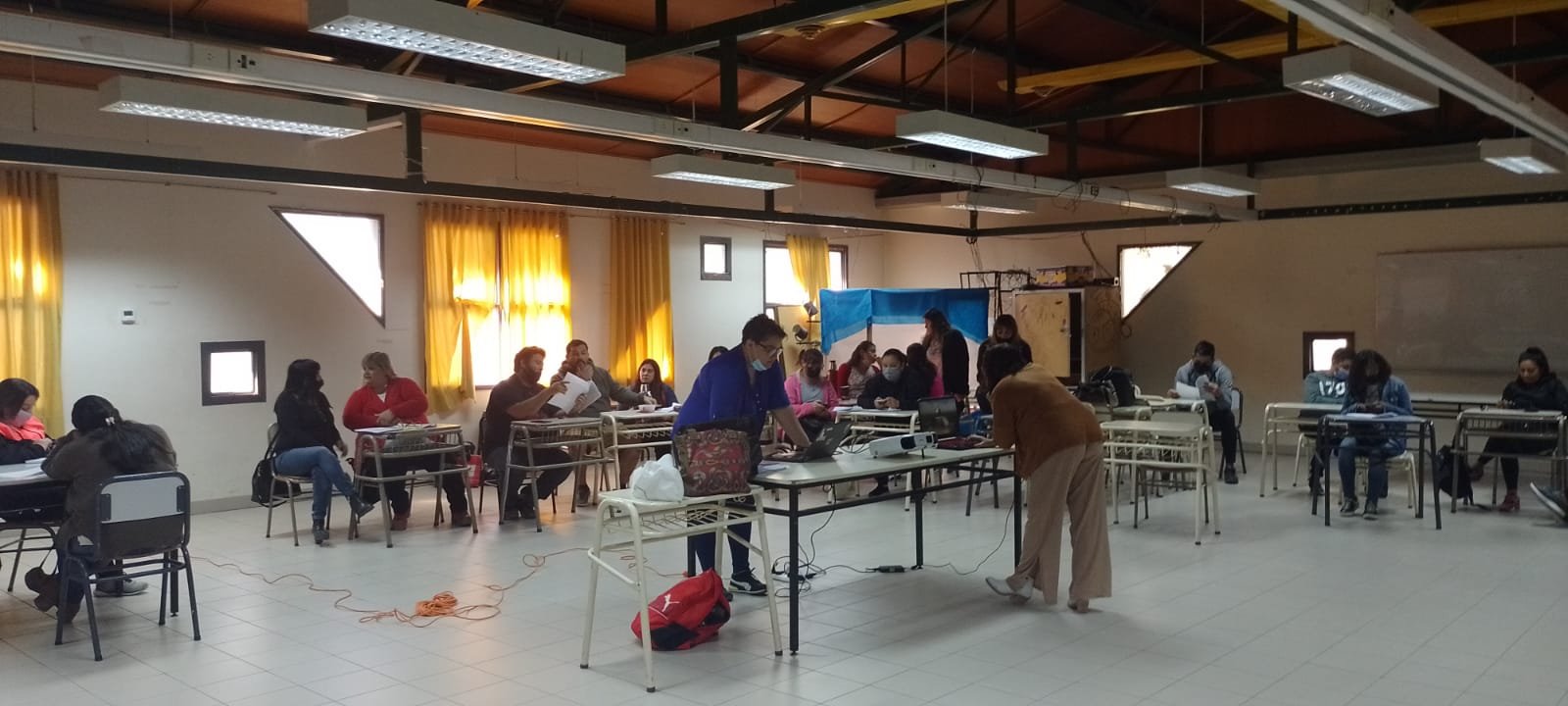 Se realizó una reunión para debatir el documento de titularización secundaria